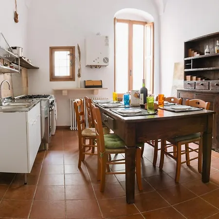 La Chianca Amara Panoramica Feriehus *