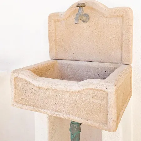 펜션 La Chianca Amara Panoramica 비에스테